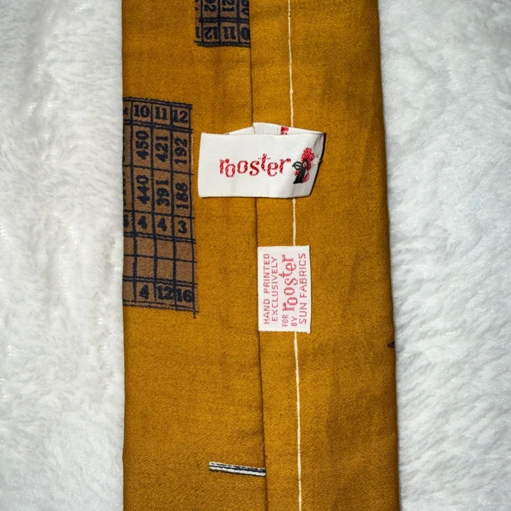 Vintage Rooster Mens‎ Golf Club Scorecard Novelty Square Tie Bernhardts